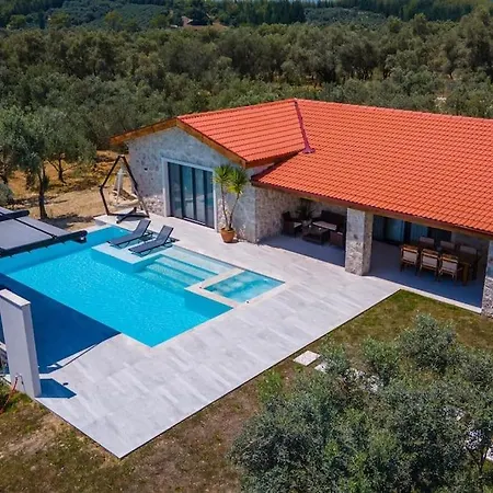 Lidya Villa Gebeler