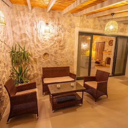 Villa Lidya *